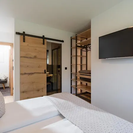Retthaeusl Guest house