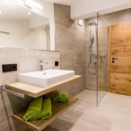 Retthaeusl Guest house